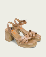 SANDALE À TALON EN CUIR ISIS TAUPE