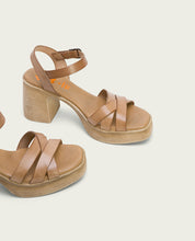 SANDALE À TALON EN CUIR ISIS TAUPE