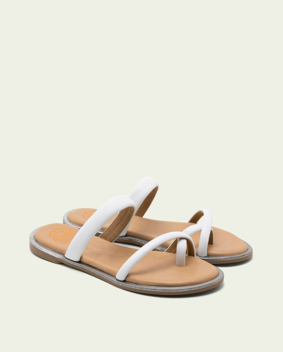 SANDALES ESCLAVES PLATES EN CUIR CAMILA PLOMB
