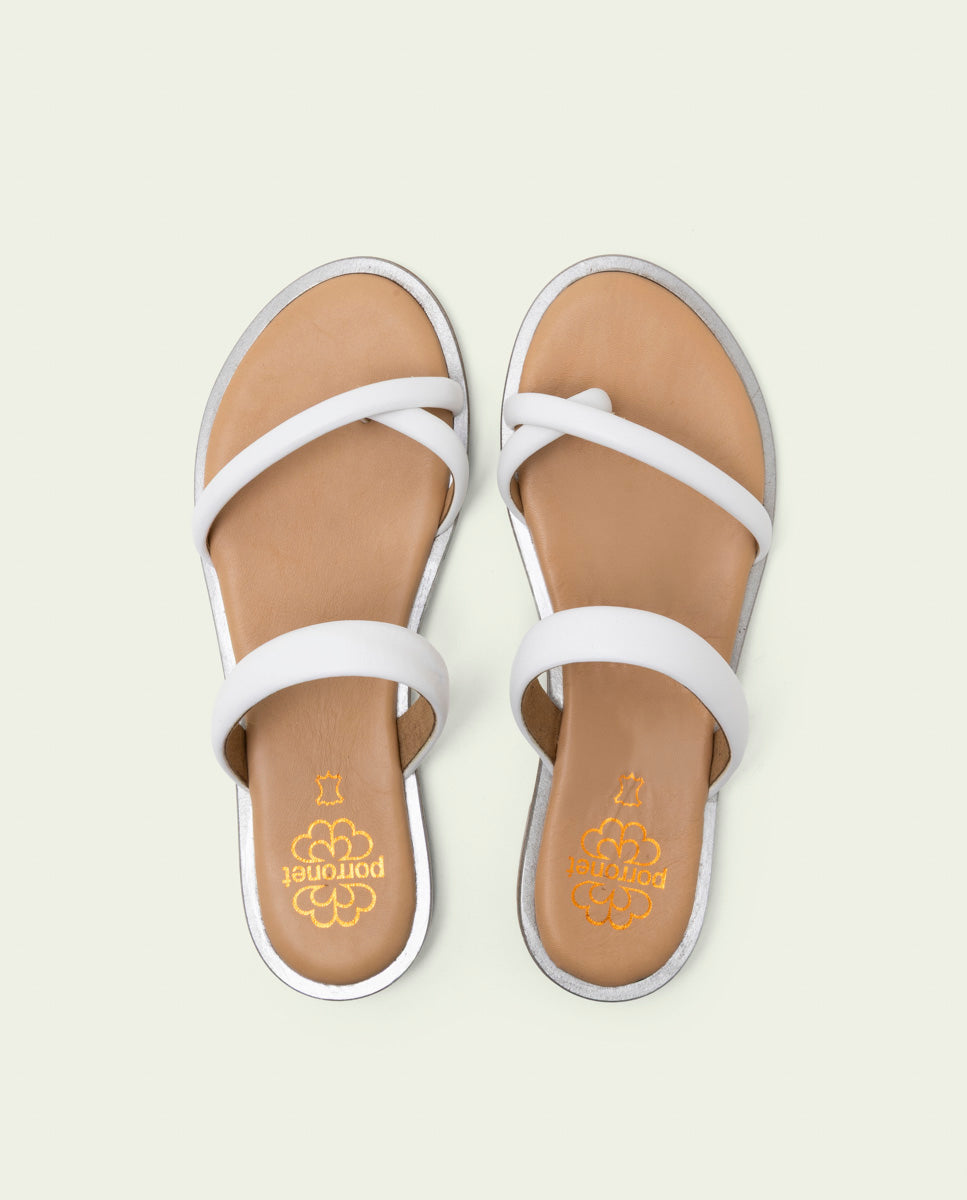 SANDALES ESCLAVES PLATES EN CUIR CAMILA PLOMB