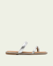 SANDALES ESCLAVES PLATES EN CUIR CAMILA ARGENT