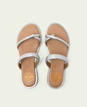 SANDALES ESCLAVES PLATES EN CUIR CAMILA ARGENT