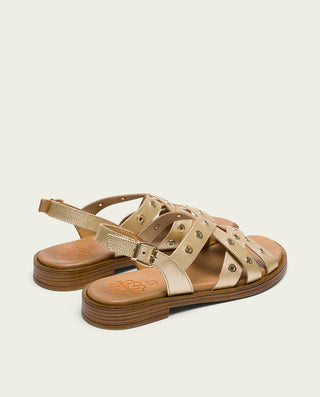 SANDALE PLATE EN CUIR CLOUTÉS DORÉ MÓNICA