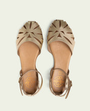 SANDALES PLATES EN CUIR ALICE OR