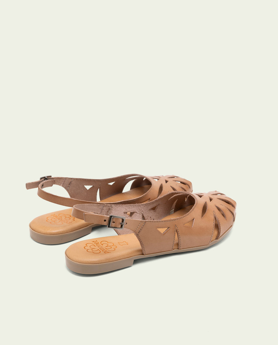 SANDALES PLATES EN CUIR ANDREA TAUPE