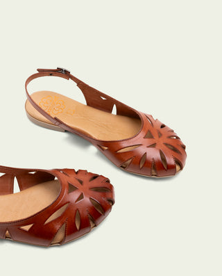 SANDALE PLATE EN CUIR ANDREA CUIR