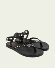 SANDALES PLATES EN CUIR À CLOUS ALESSANDRA NOIR