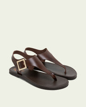 SANDALE PLATE EN CUIR ESCLAVE BOUCLE ANA MOKA