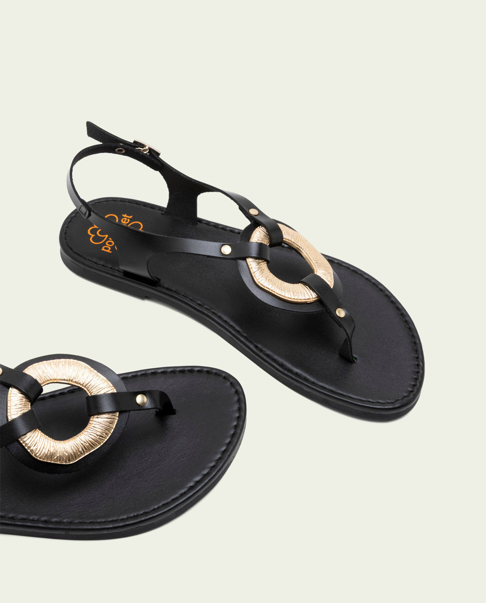 SANDALES PLATES EN CUIR AVEC ORNEMENT AURELIA NOIR