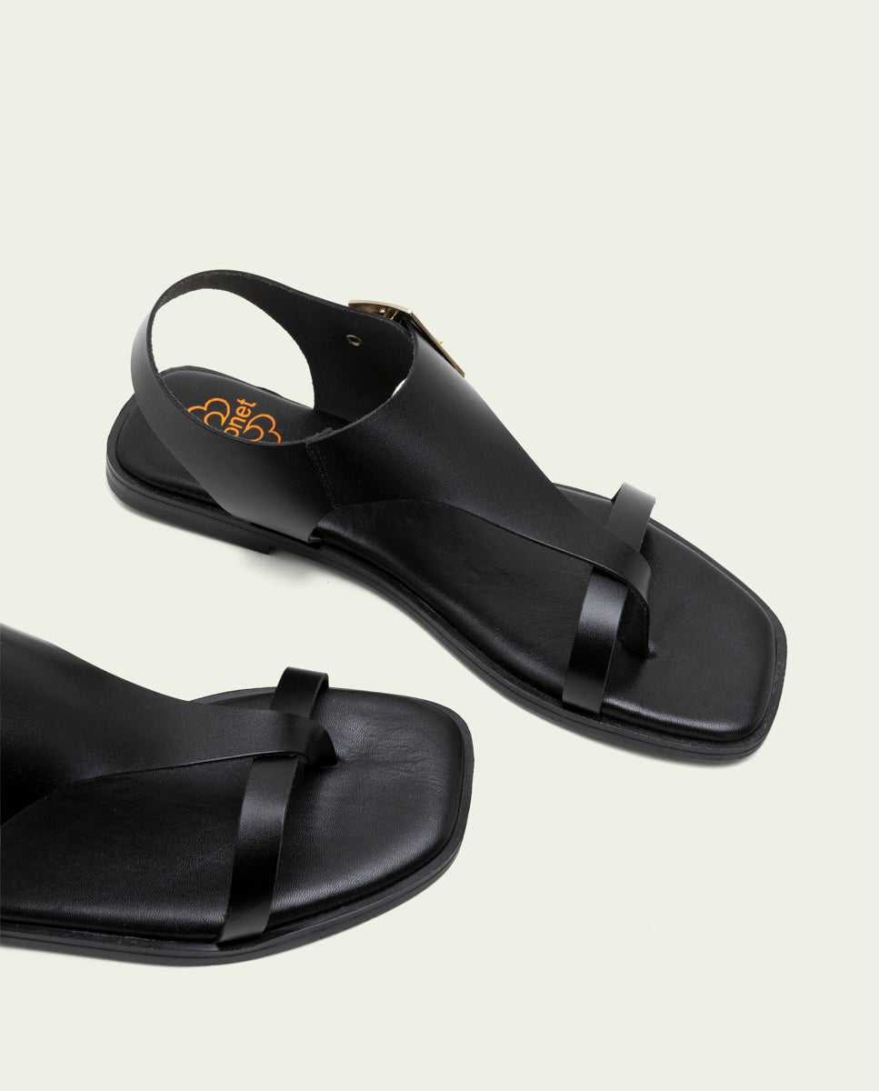 SANDALES PLATES EN CUIR AVEC BOUCLE BERTA NOIR