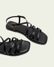 SANDALES PLATES EN CUIR BONNIE NOIR