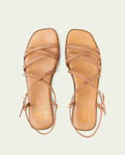 SANDALES PLATES EN CUIR BONNIE TAUPE