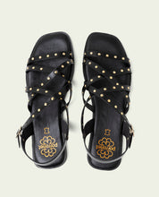 SANDALES PLATES EN CUIR À BRIDES ET CLOUS BLAIR NOIR