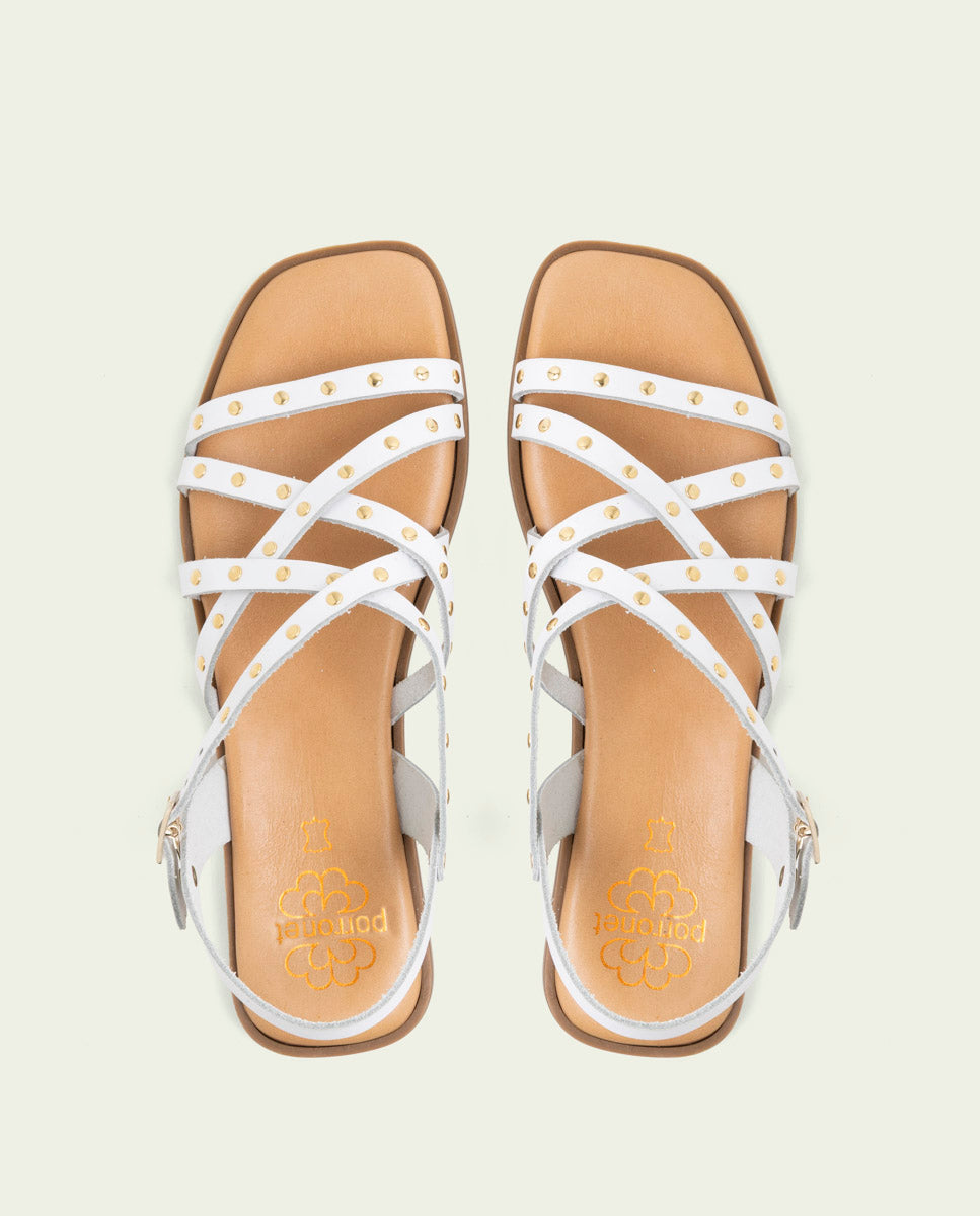 SANDALES PLATES EN CUIR À BRIDES ET CLOUS BLAIR BLANC