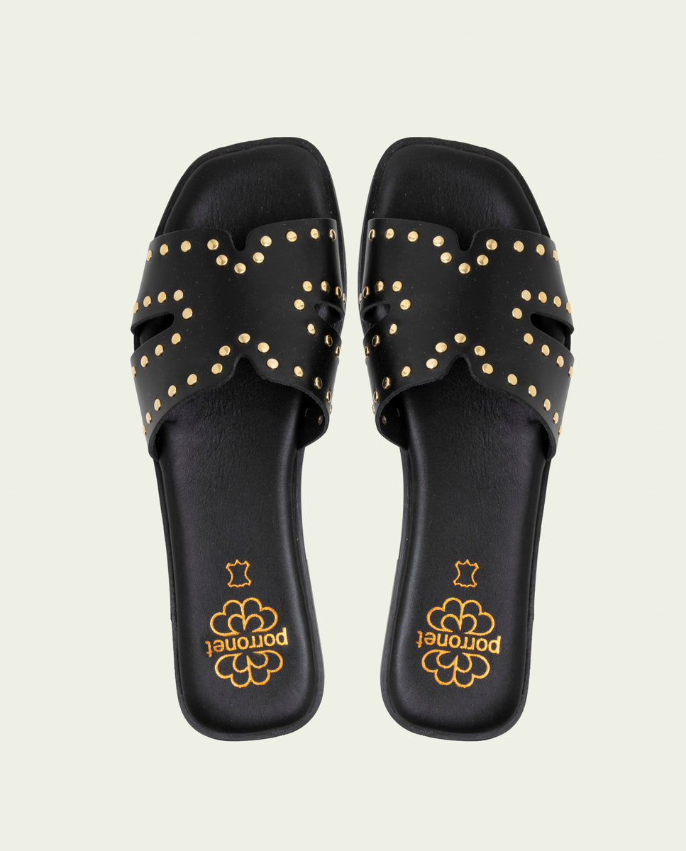 SANDALES PLATES EN CUIR AVEC CLOUS BECCA NOIR