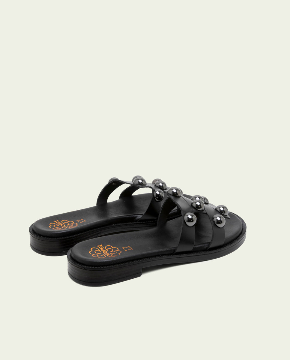 SANDALES EN CUIR À TALONS OUVERTS ET CLOUS CELIA NOIR