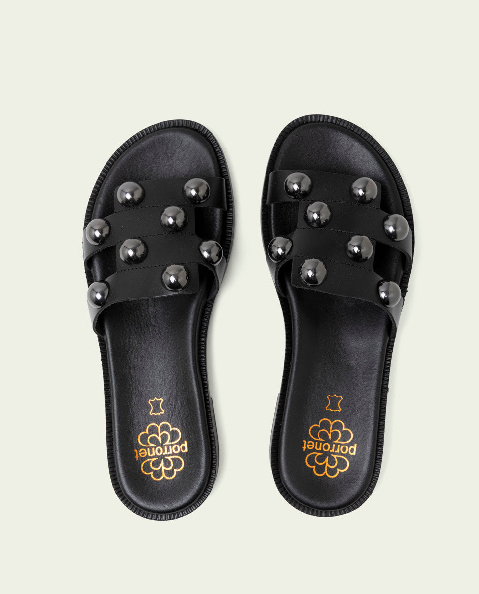 SANDALES EN CUIR À TALONS OUVERTS ET CLOUS CELIA NOIR
