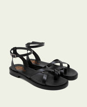 SANDALES PLATES ESCLAVE EN CUIR CECILIA NOIR