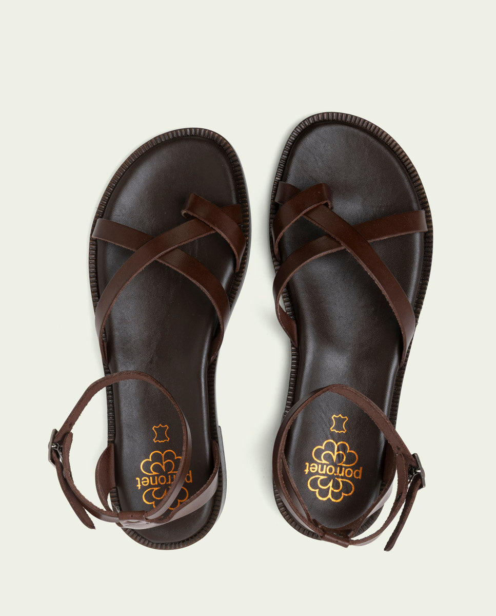 SANDALES PLATES ESCLAVE EN CUIR CECILIA MOKA