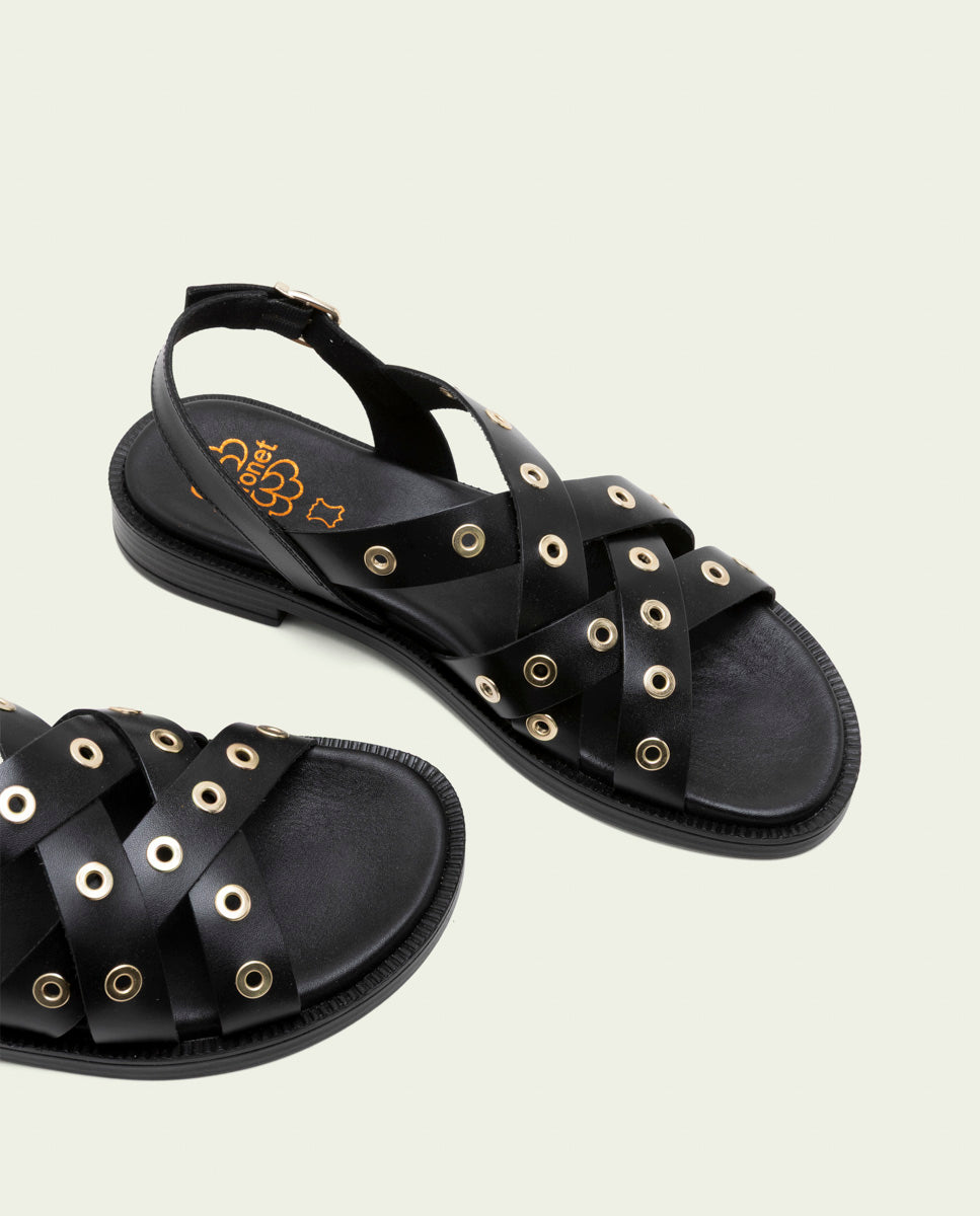 SANDALES PLATES EN CUIR À CLOUS CHLOE NOIR