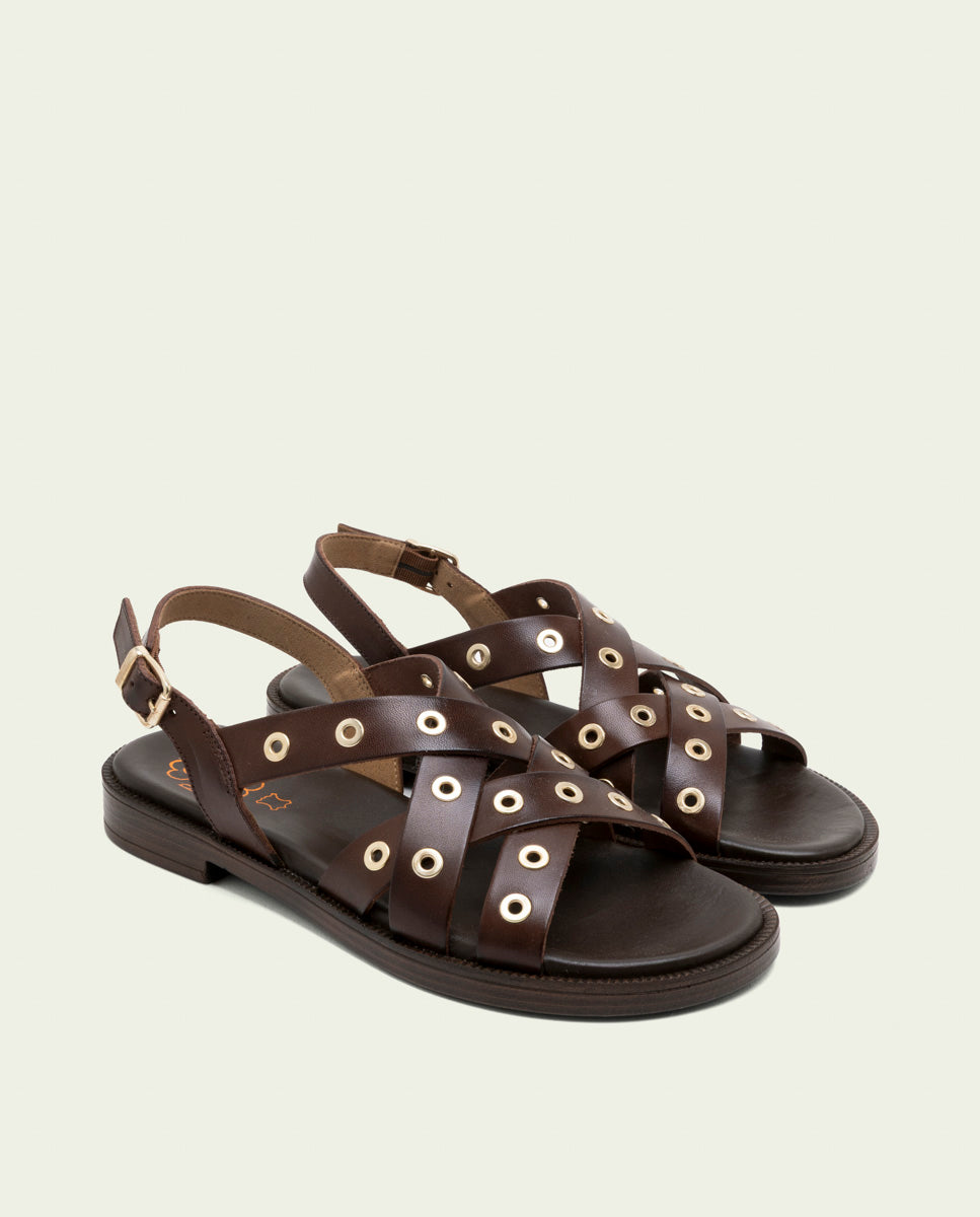SANDALES PLATES EN CUIR À CLOUS CHLOE MOKA