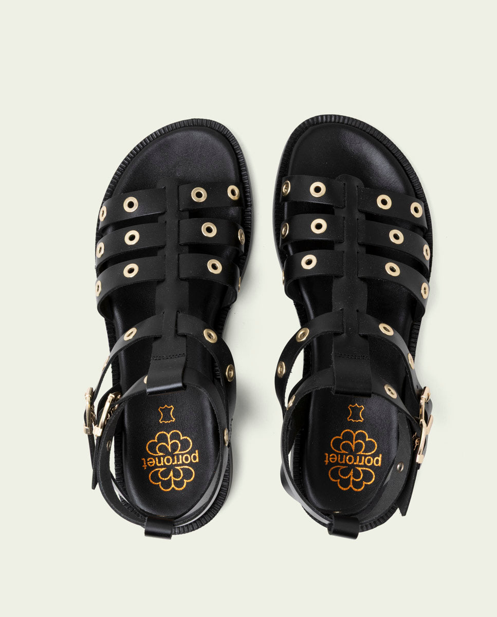 SANDALES PLATES EN CUIR À CLOUS CHLOE NOIR