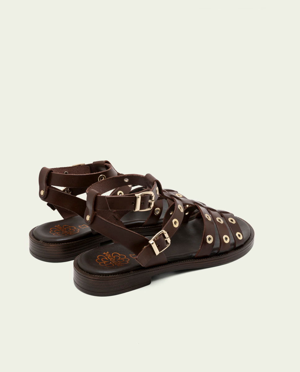 SANDALES PLATES EN CUIR À CLOUS CHLOE MOKA