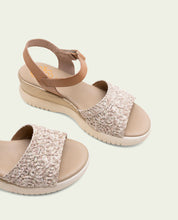 SANDALES À TALONS COMPENSÉS EN CUIR ELISA TAUPE