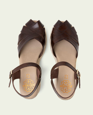 SANDALES À TALONS COMPENSÉS EN CUIR EMILIA MOKA