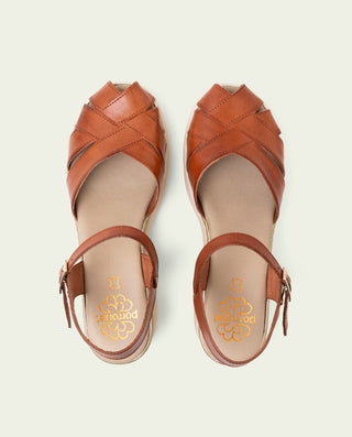 SANDALES À TALONS COMPENSÉS EN CUIR EMILIA CUERO