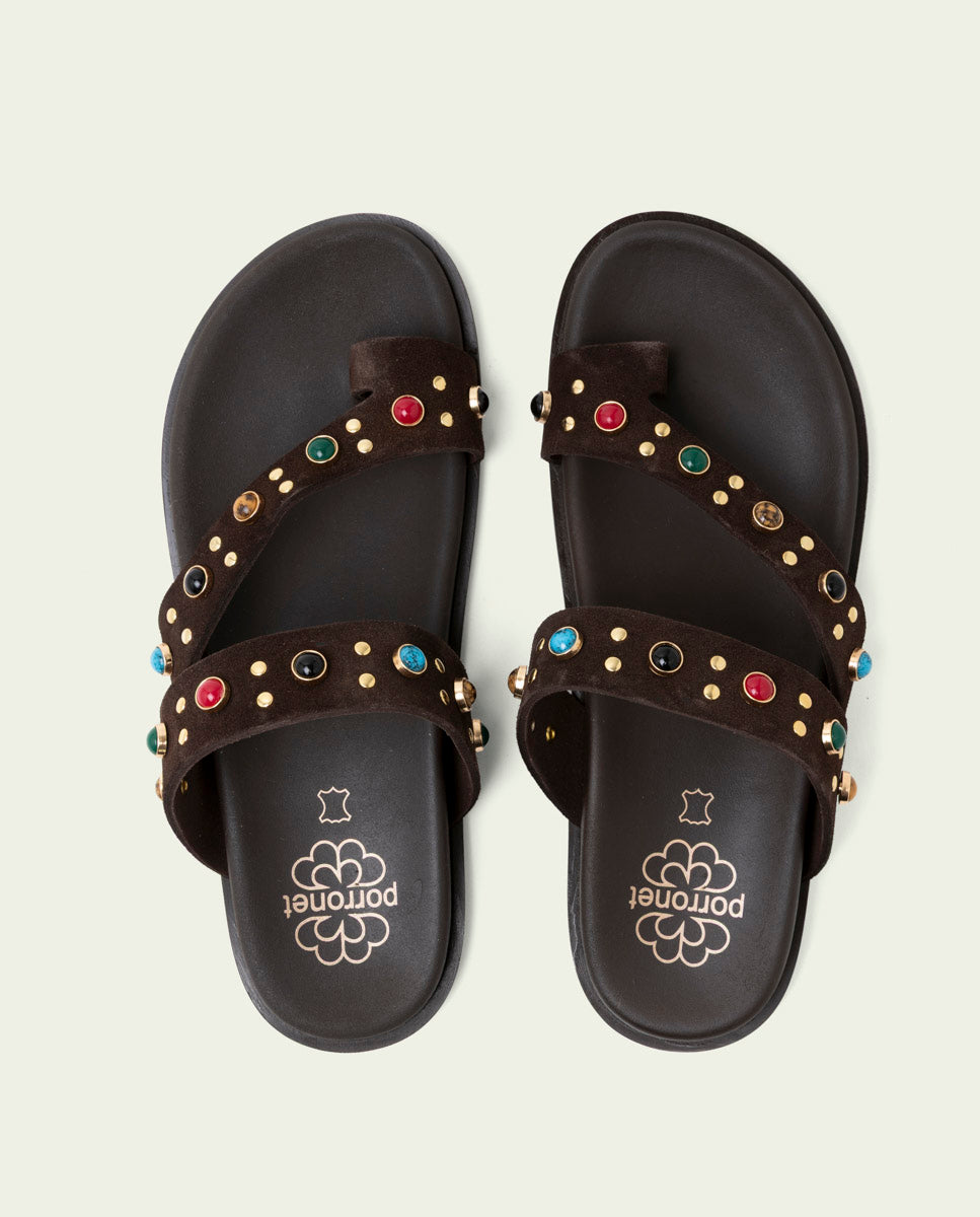 SANDALE PLATE EN CUIR CLOUS HANNAH MOKA