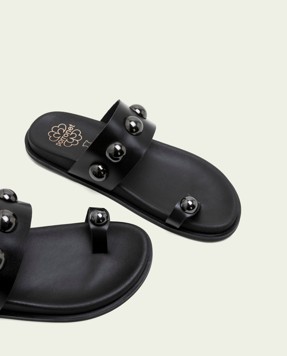 SANDALE PLATE EN CUIR HADID NOIR