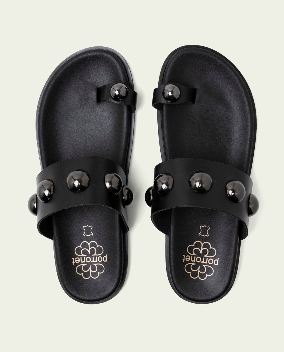 SANDALE PLATE EN CUIR HADID NOIR