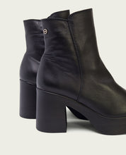 BOTTINES À TALON NOIR ZIPPÉS LIA