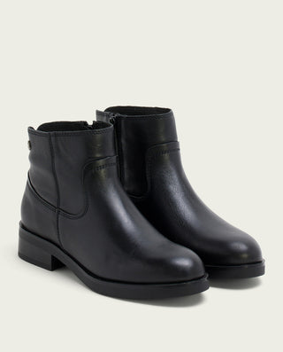 BOTTINES EN CUIR NOIR AVEC FERMENTEUR ÉCLAIR EINES