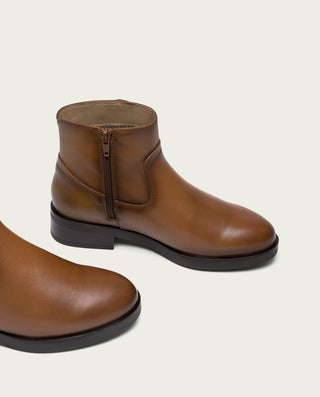 BOTTINES EN CUIR CUIR AVEC FERMENTEURE ÉCLAIR EINES