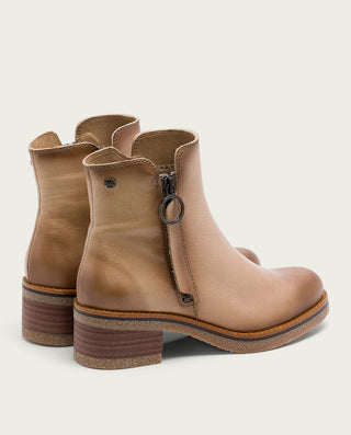 BOTTINES EN CUIR CAMEL AVEC FERMETURE ÉCLAIR GINGER