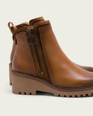 BOTTINES EN CUIR AVEC TALON ET FERMETURE ÉCLAIR CUIR LEONA.