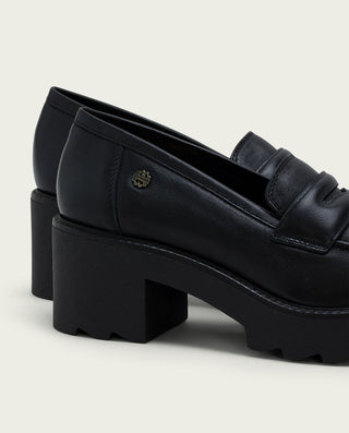 MOCASSINS EN CUIR AVEC TALON NOIR MABEL