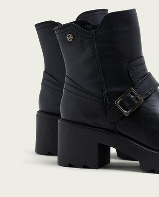 BOTTINES EN CUIR AVEC FERMETURE ÉCLAIR NOIRE MALIA