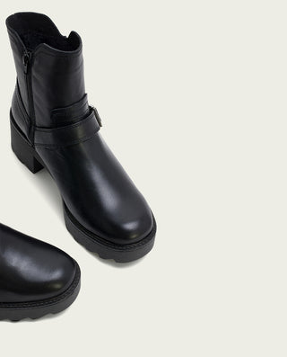 BOTTINES EN CUIR AVEC FERMETURE ÉCLAIR NOIRE MALIA