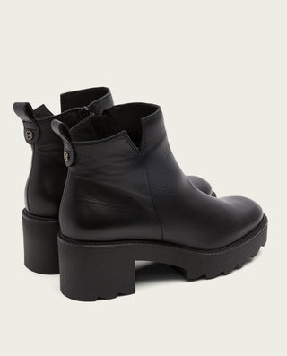 BOTTINES EN CUIR AVEC FERMETURE ÉCLAIR NOIRE MILA