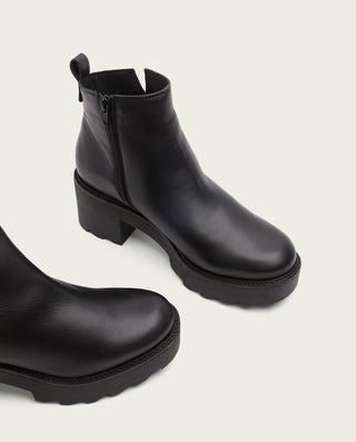 BOTTINES EN CUIR AVEC FERMETURE ÉCLAIR NOIRE MILA