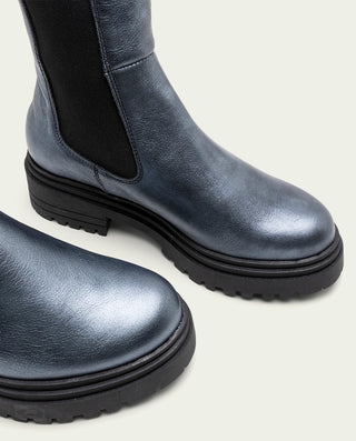 BOTTINES EN CUIR MÉTALLISÉ PLOMB AVEC ÉLASTIQUES CAMILA