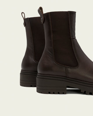 BOTTINES EN CUIR MOKA AVEC ÉLASTIQUES CAROL