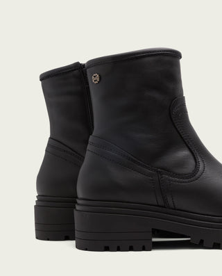 BOTTINES EN CUIR NOIR AVEC FERMETURE ÉCLAIR CLARA