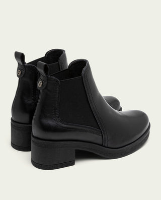 BOTTINES EN CUIR NOIR AVEC ÉLASTIQUES DAFNE