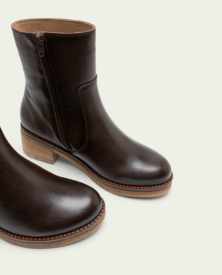 BOTTINES EN CUIR MOKA AVEC FERMETURE ÉCLAIR DENISE