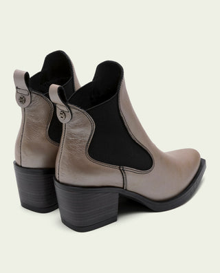 BOTTINES COWBOY EN CUIR PLATINE MÉTALLISÉ FANNY