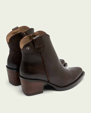 BOTTINES COWBOY EN CUIR MOKA AVEC ÉCLAIR FRIDA
